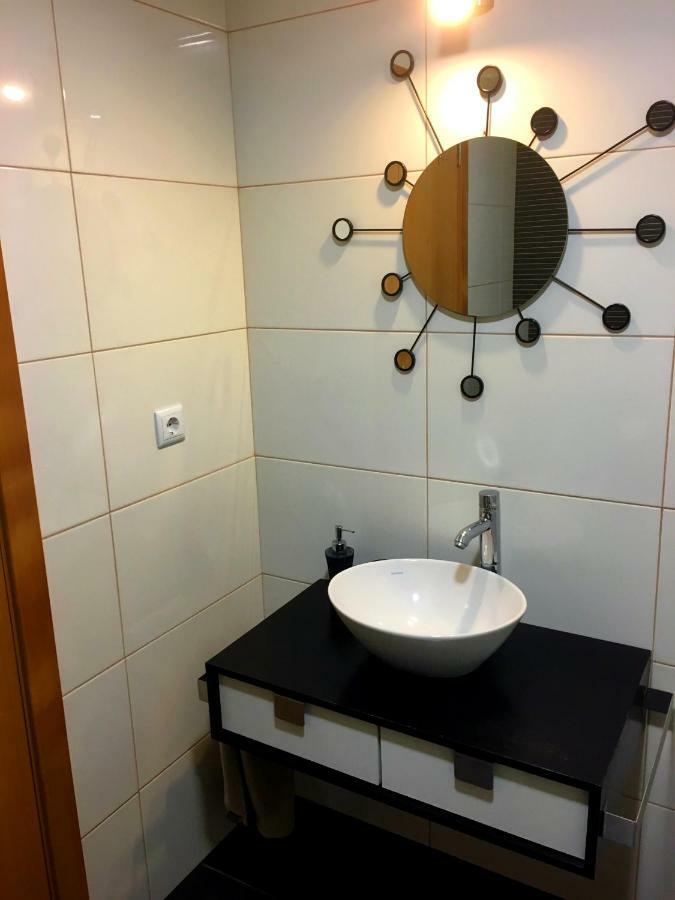 Reed'S View Apartment Caniço Екстериор снимка